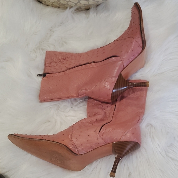 Frida Cuadra Ostrich  Barbicore Pink Leather Pointed Western  Heeled Boots - Picture 14 of 16